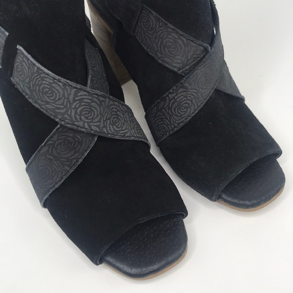 Diba True Lava Lamp Shooties Open Peep Toe Black Suede Booties Size 8 - Picture 6 of 10